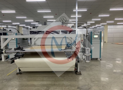 开云链接官网_开云(中国) 医用PE手术衣一次成型裁切机