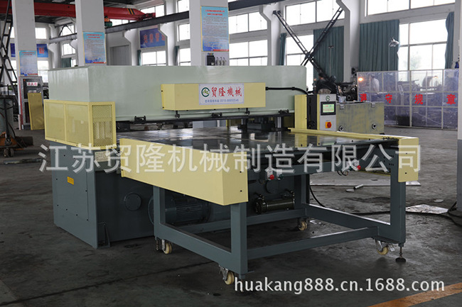 怎样选择适合自己的裁断机厂家? 怎样选择适合自己的裁断机厂家?